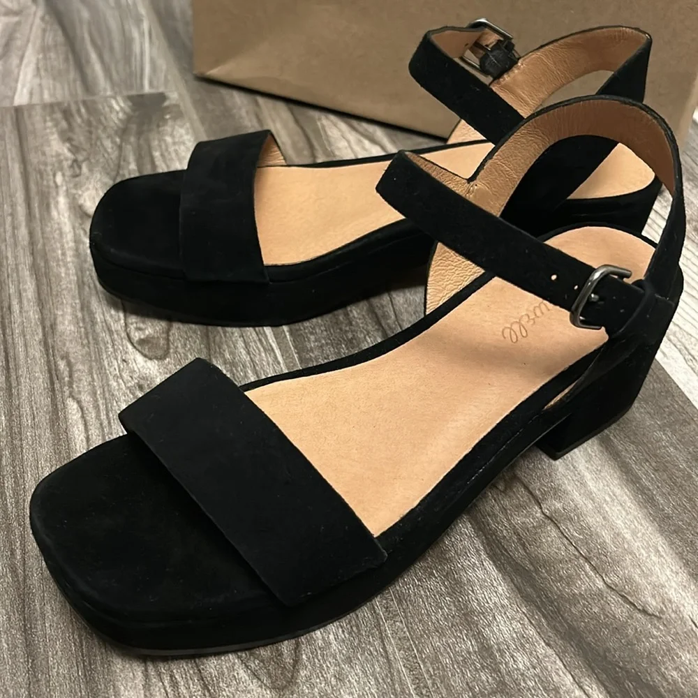 Madewell Lina Platform Sandals - True Black Suede - Picture 3 of 15